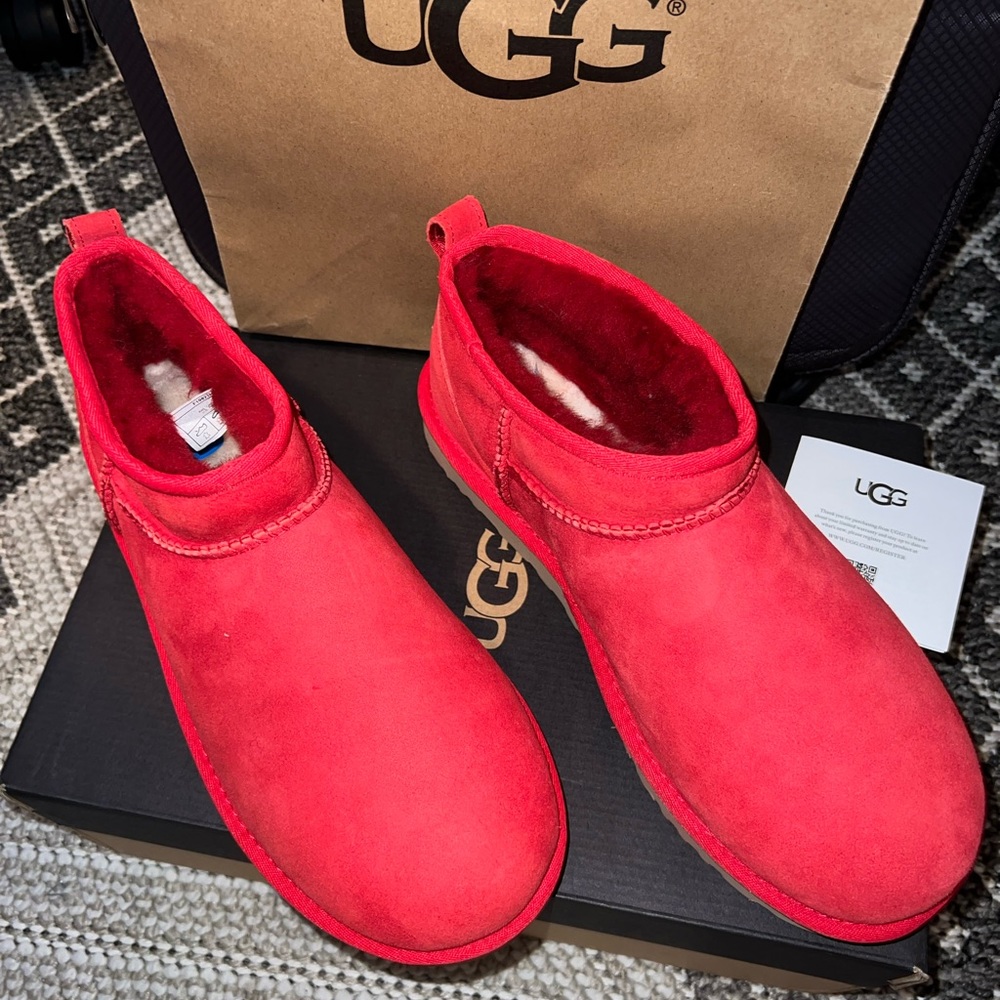 UGG Treadlite Ankle Boot
